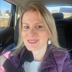 Meet your Posher, Fernanda